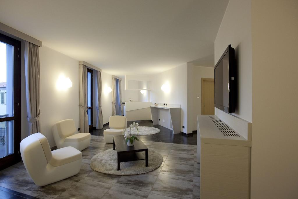 Hotel La Meridiana Сеттимо-Торинезе Экстерьер фото